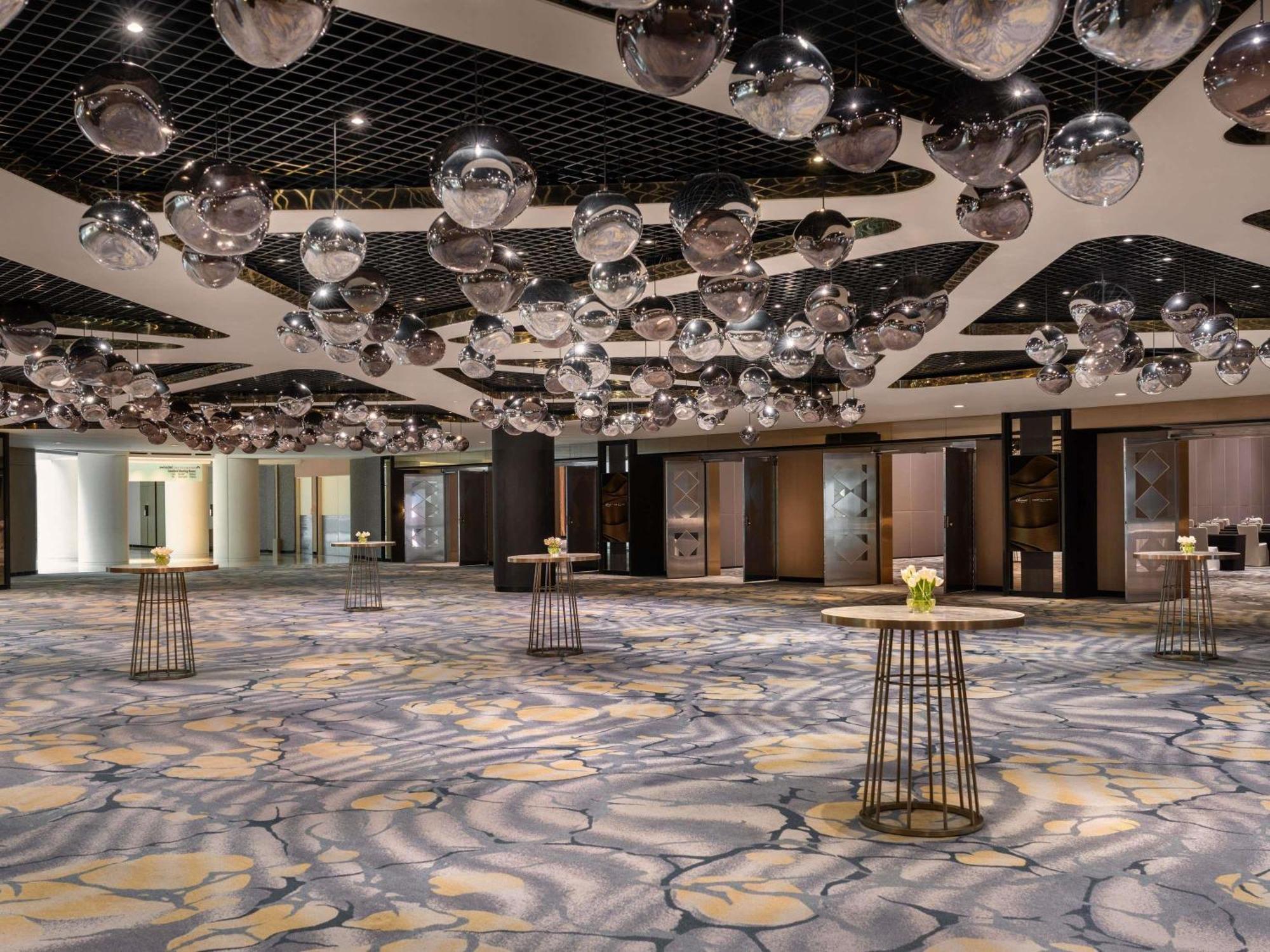 Swissotel The Stamford Singapore