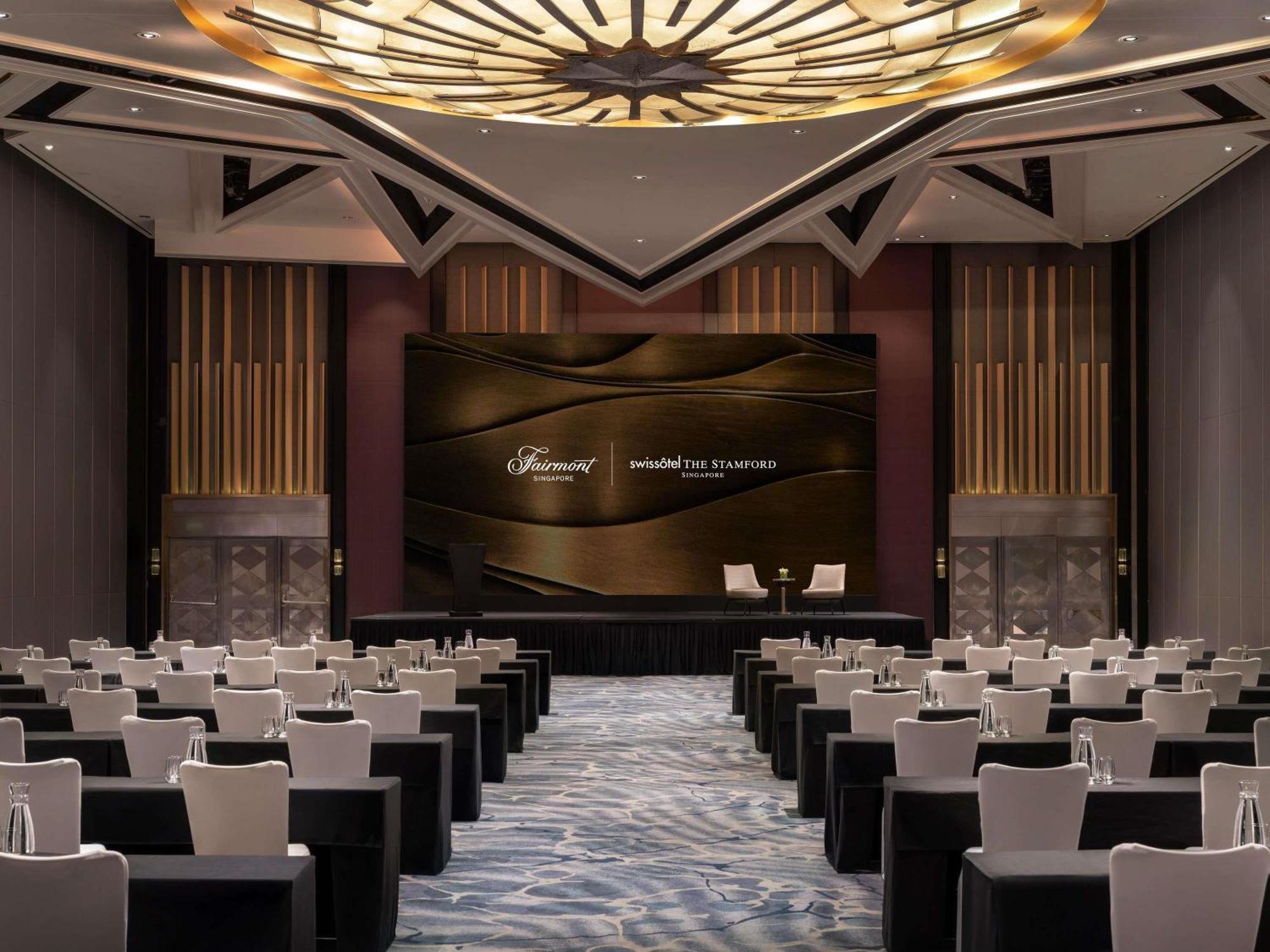 Swissotel The Stamford Hotel